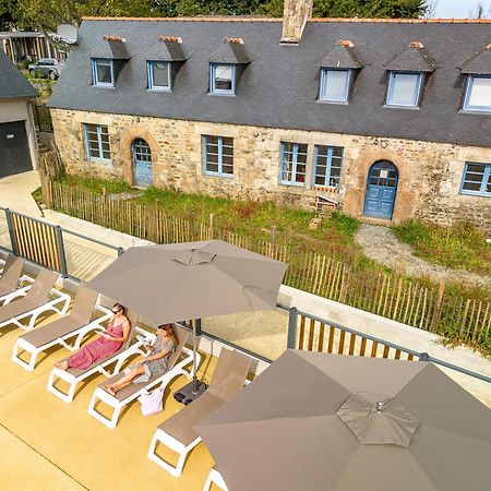 Camping Maeva Respire Le Village Perrosien Exteriör bild