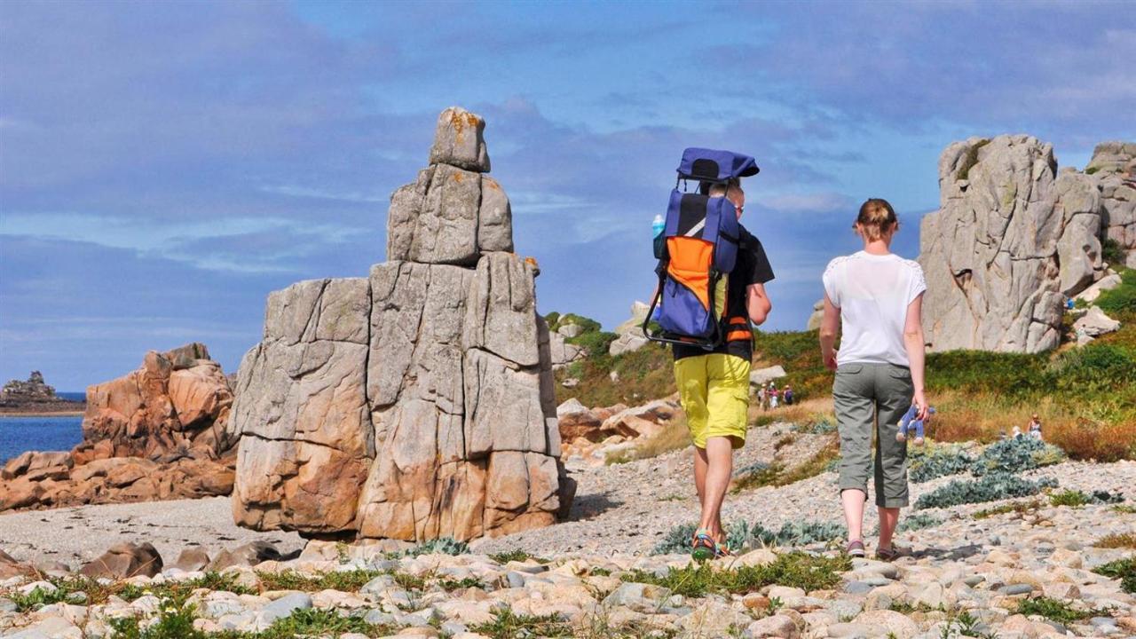 Camping Maeva Respire Le Village Perrosien Exteriör bild