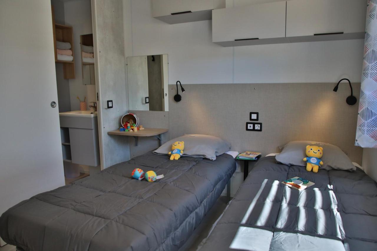 Camping Maeva Respire Le Village Perrosien Exteriör bild