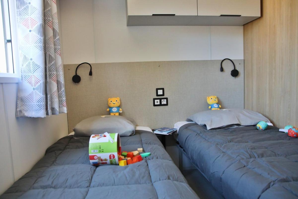 Camping Maeva Respire Le Village Perrosien Exteriör bild