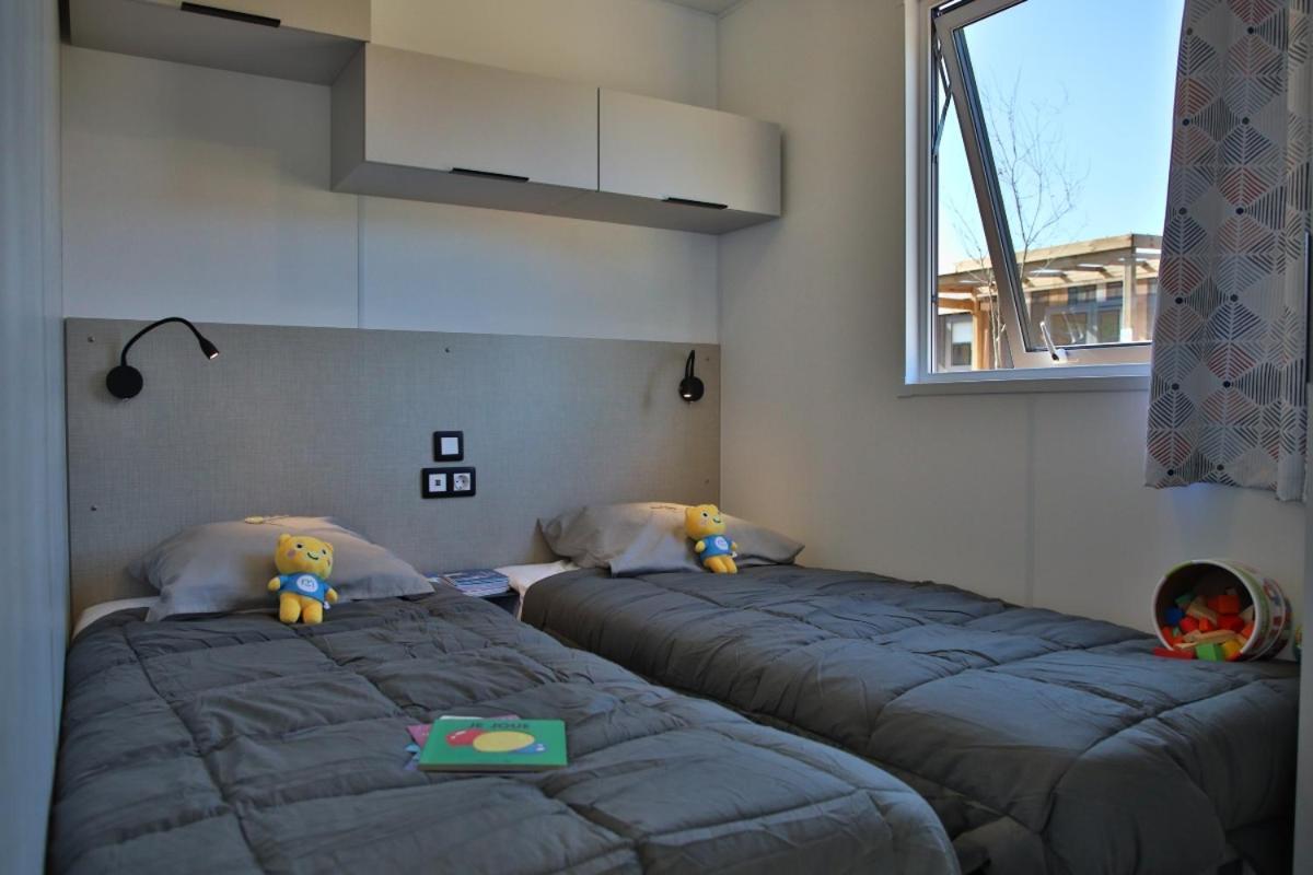 Camping Maeva Respire Le Village Perrosien Exteriör bild