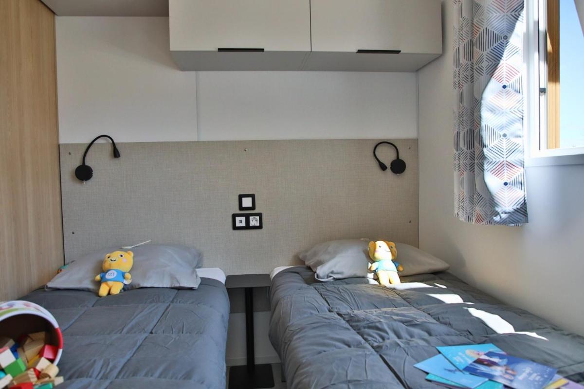 Camping Maeva Respire Le Village Perrosien Exteriör bild