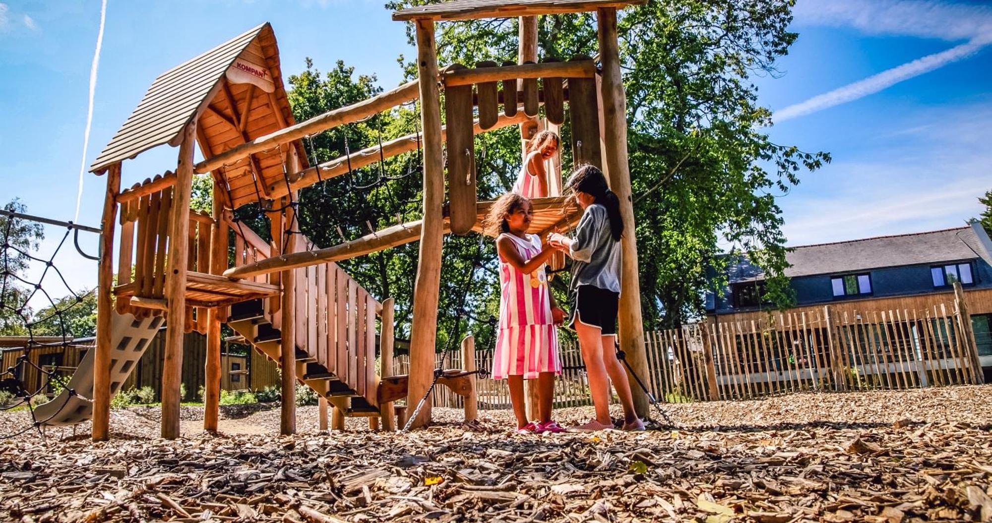 Camping Maeva Respire Le Village Perrosien Exteriör bild